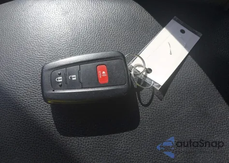 2021 Toyota Rav4 Xle из США, поврежденный, VIN 2T3W1RFV2MC095002